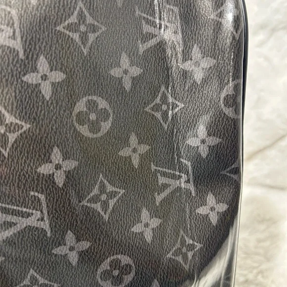 Louis Vuitton Eclipse Monogram Pochette - Picture 11 of 16